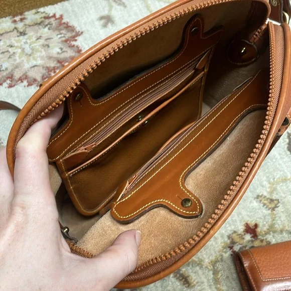 Vintage Dooney & Burke purse and matching wallet - Picture 8 of 14